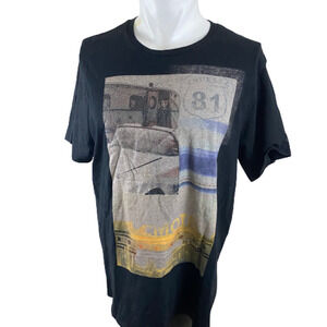 Guess Mens T-Shirt Black Size XL Graphic Tee Black Travel